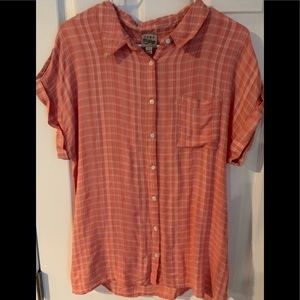 ⚡️Short Sleeve Button Down Top Size Large⚡️